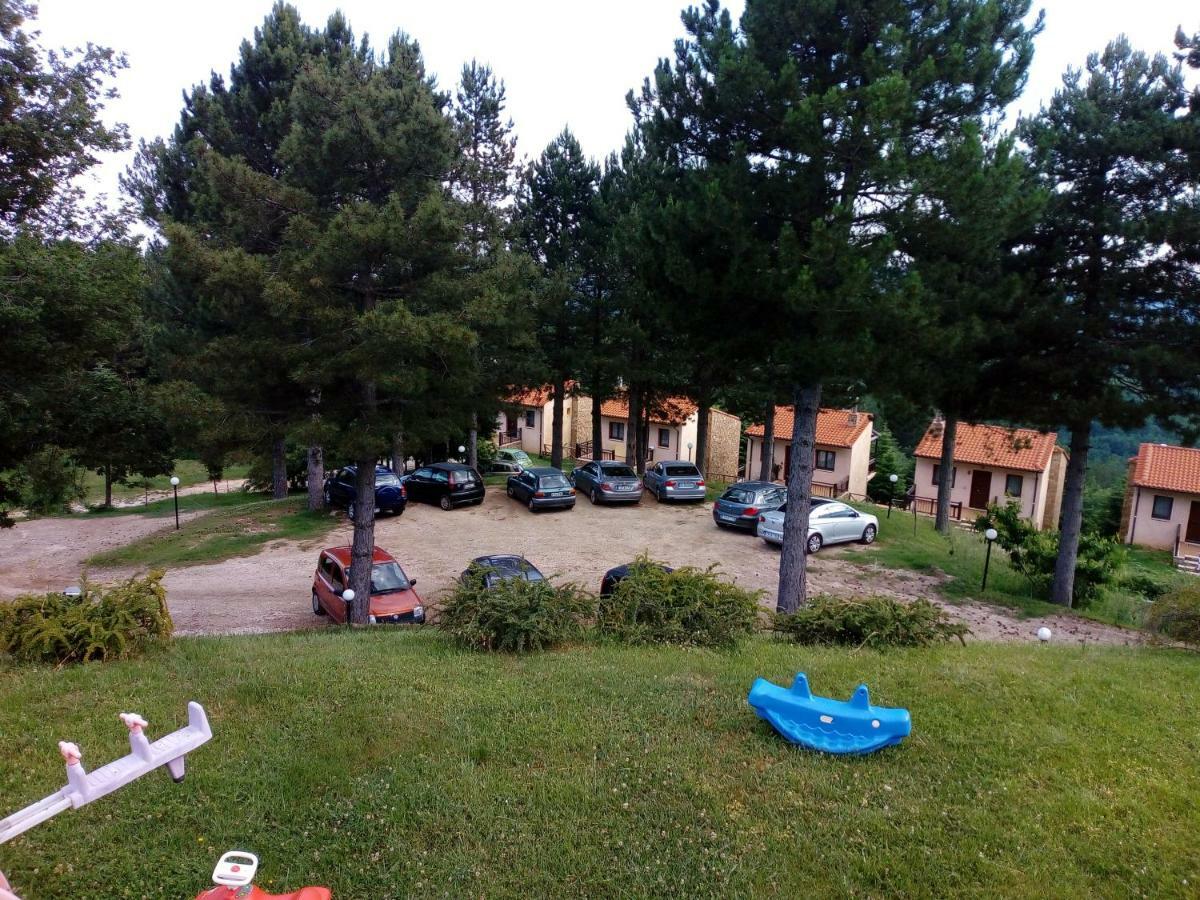 Elatodasos Taxiarkhis  Bagian luar foto